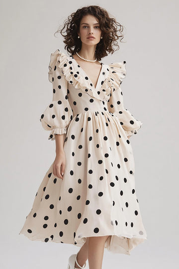 Elfenben A Line V-hals Ruffled Black Polka Dots Kjole med puffermer